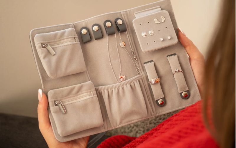 jewelry pouch